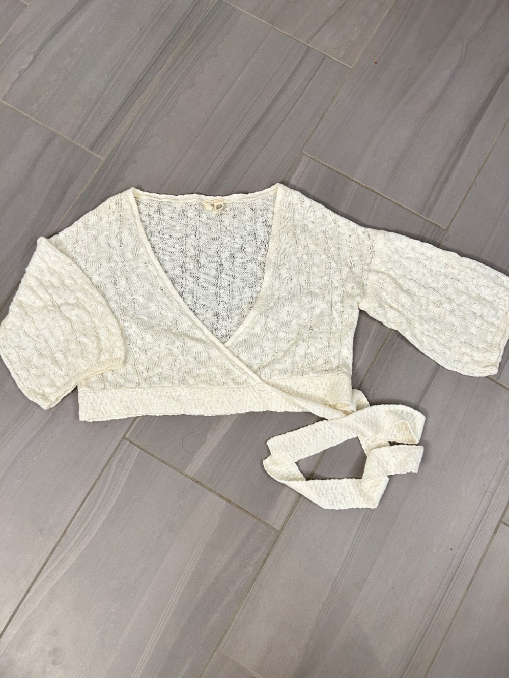 Anthropologie Moth ivory/cream cropped wrap cardigan, open knit, size large